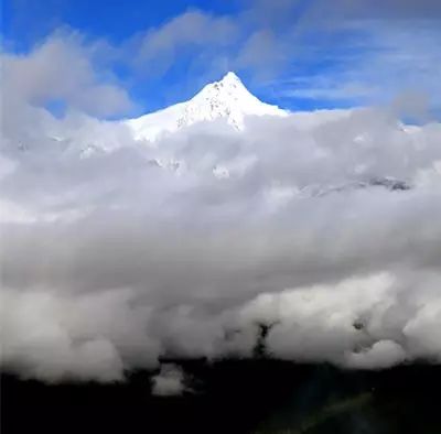 中国】达瓦更扎看云海冰球突破技巧【大美(图3)